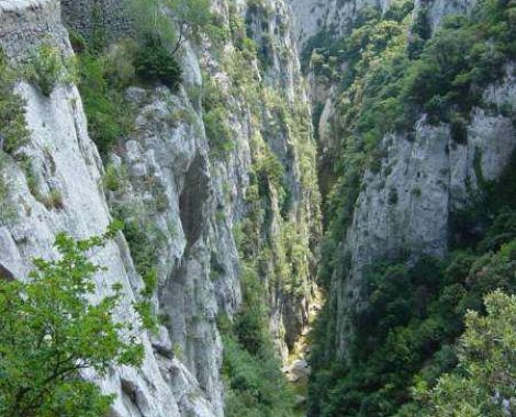 gorges-de-galamus-saint-paul-de-fenouillet-gorges-galamus